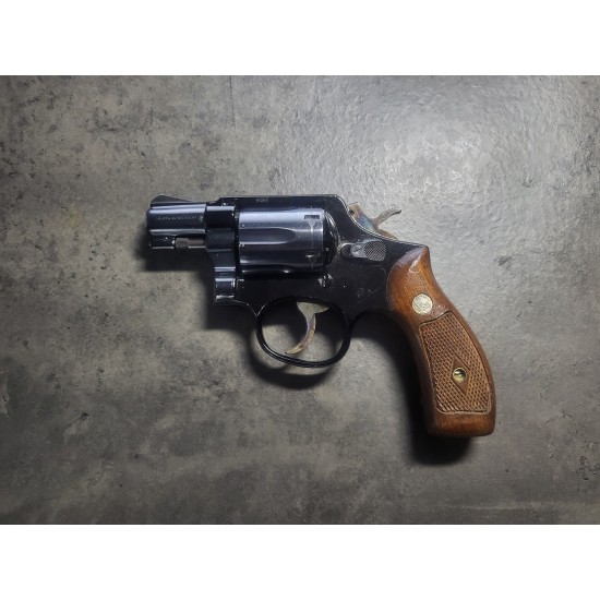Revolver Smith and Wesson MOD 12 Revolver Smith and Wesson MOD 12