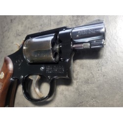 Revolver Smith and Wesson MOD 12